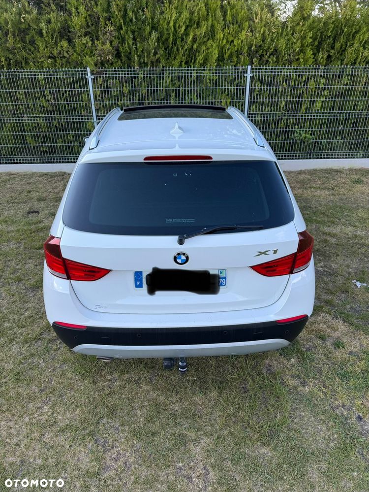 BMW X1 xDrive18d - 11