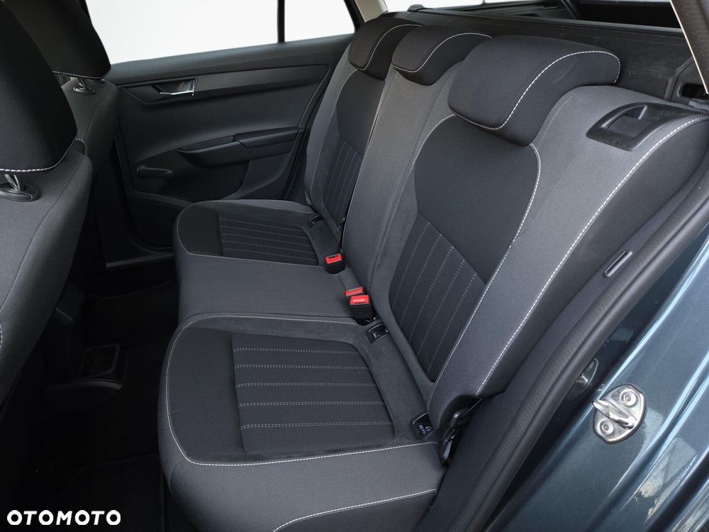 Skoda Fabia 1.0 TSI Style - 11