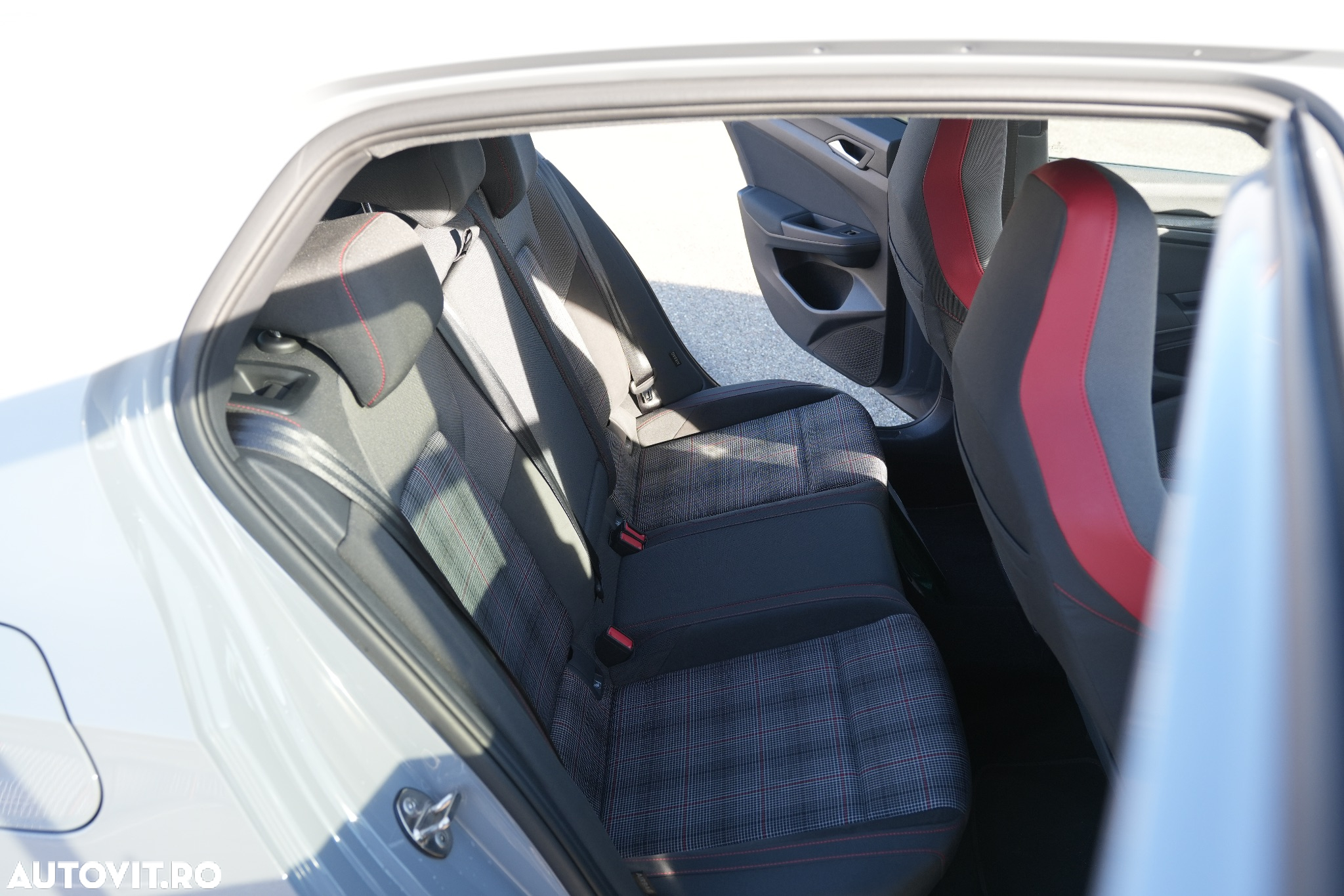 Volkswagen Golf 2.0 TSI DSG GTI Performance - 8