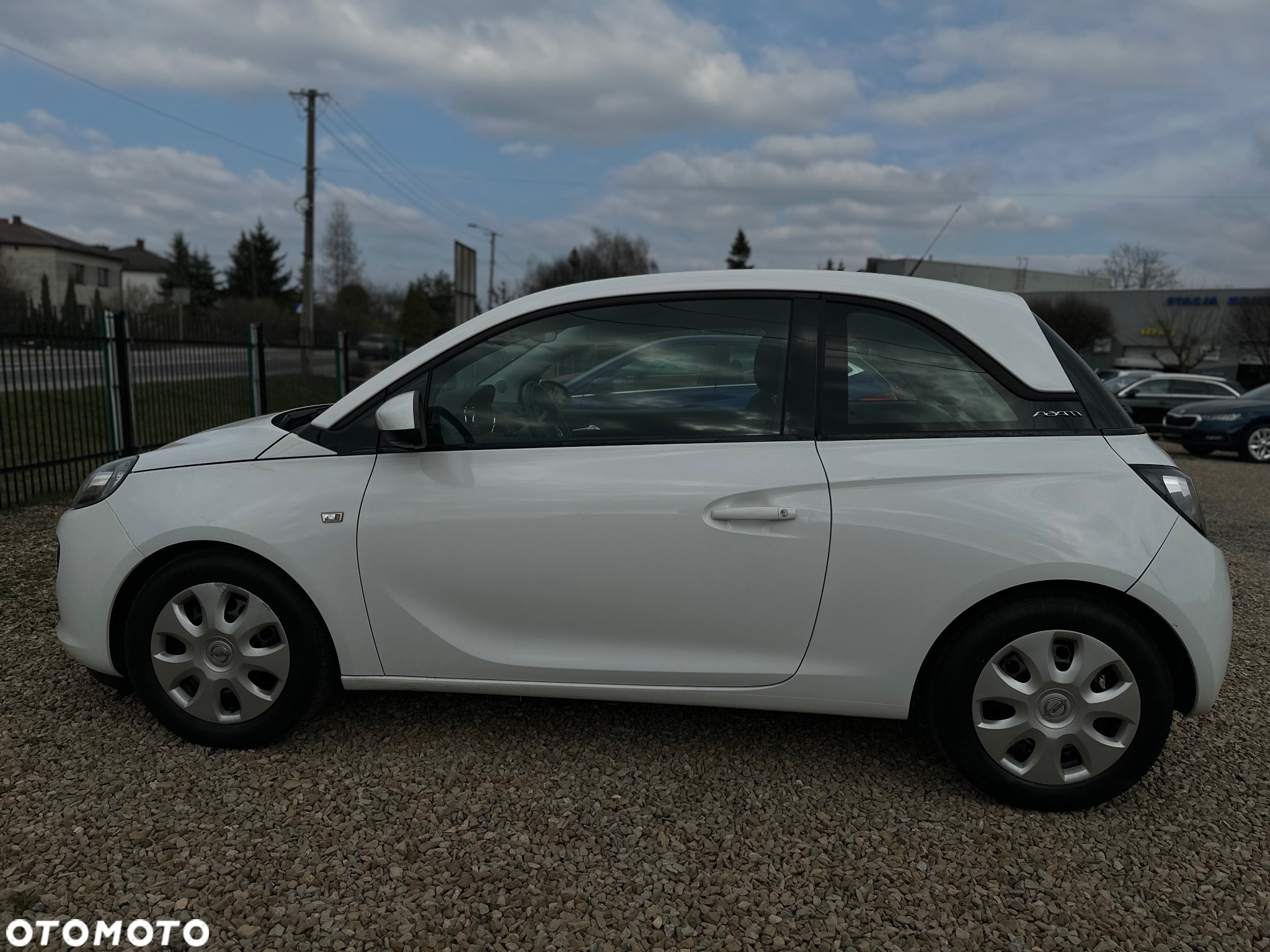 Opel Adam 1.2 - 10