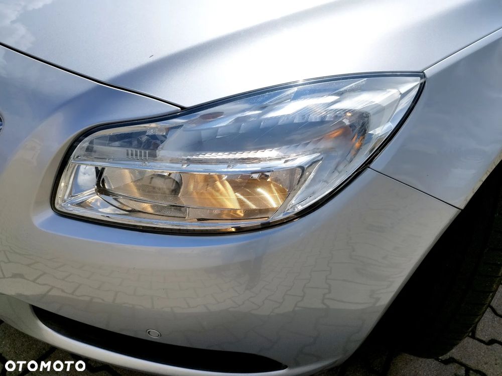 Opel Insignia 1.4 T Active S&S - 11