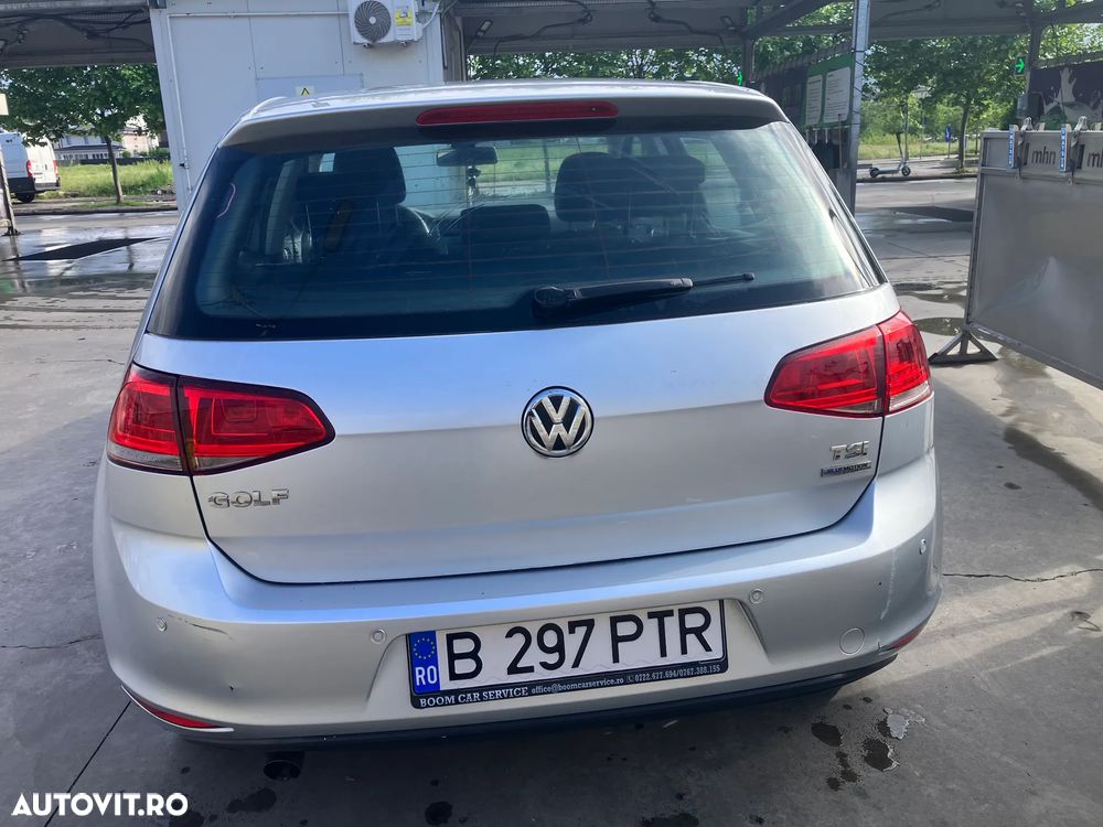Volkswagen Golf 1.2 TSI BlueMotion Technology Comfortline - 2
