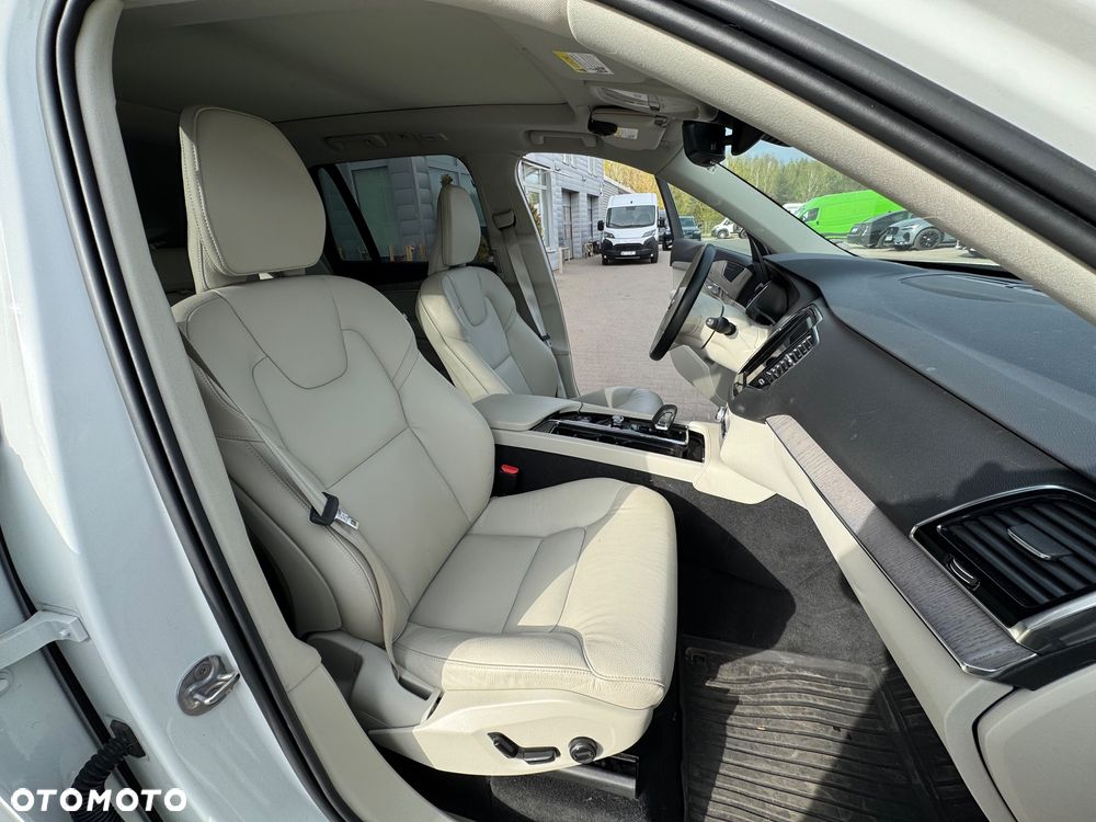Volvo XC 90 B6 B AWD Inscription 7os - 28