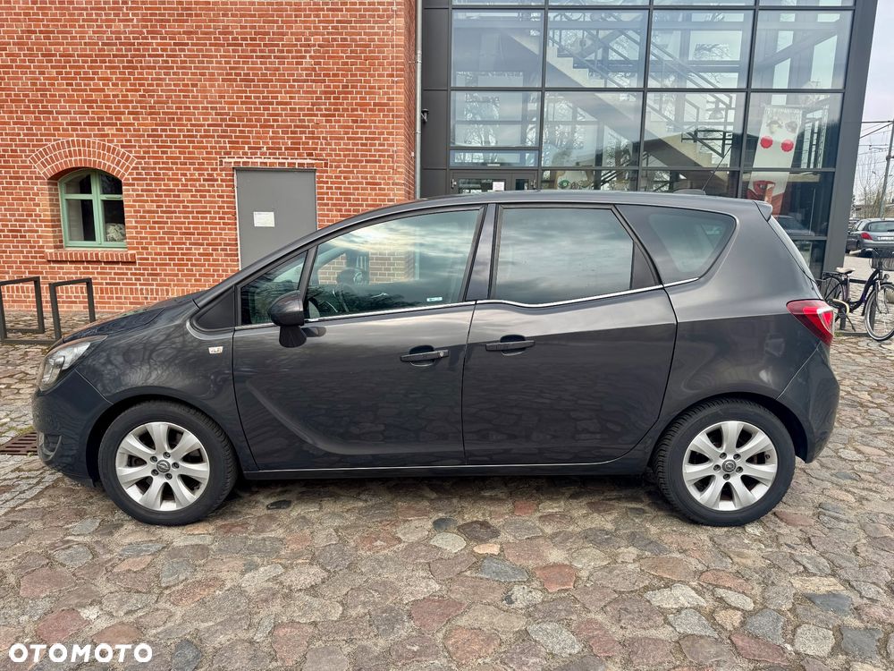 Opel Meriva - 12