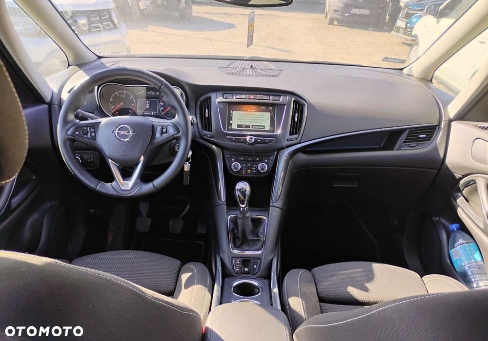 Opel Zafira - 7