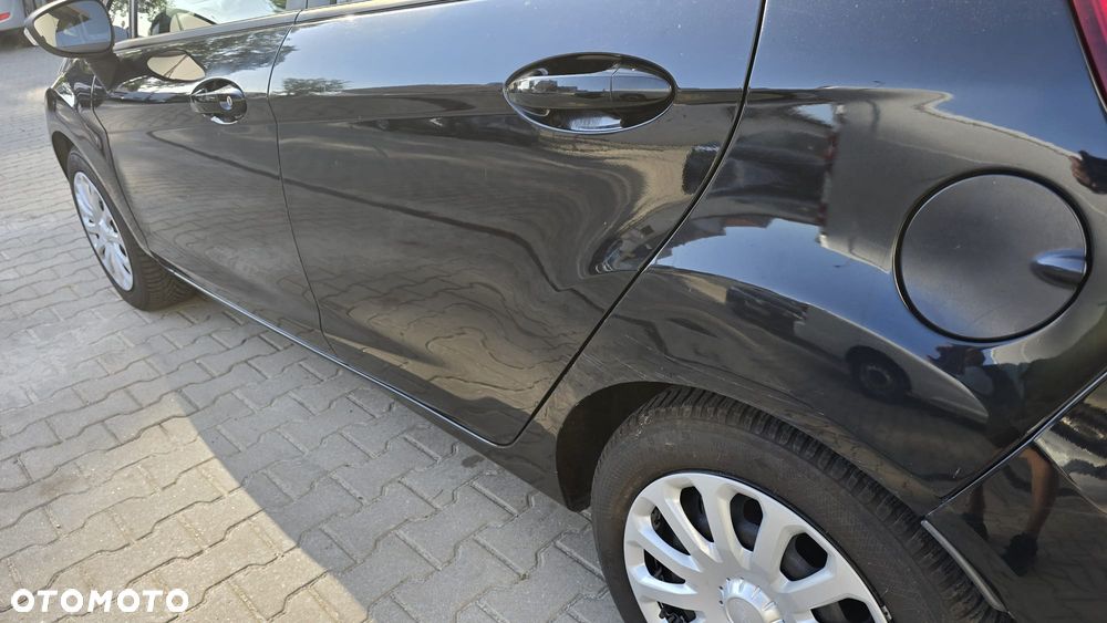 Ford Fiesta 1.25 Trend - 13