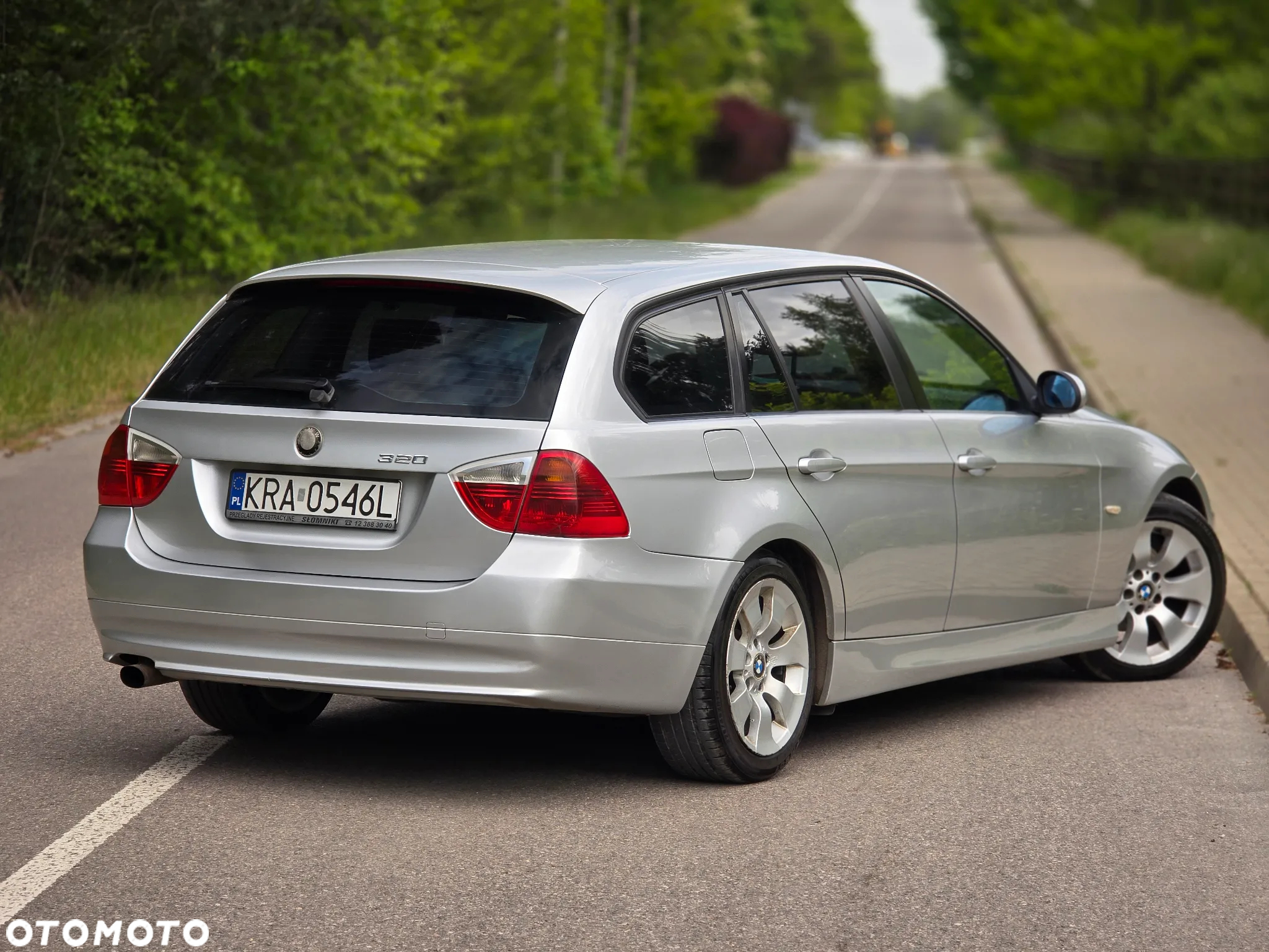 BMW Seria 3 320d Touring Efficient Dynamics Edition - 4