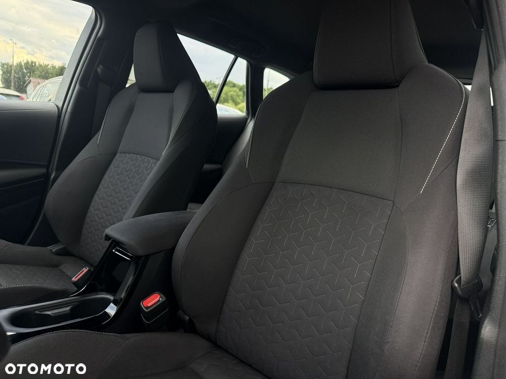 Toyota Corolla 1.8 Hybrid Comfort - 13