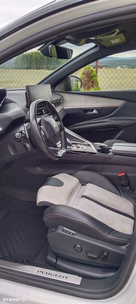 Peugeot 3008 1.6 PureTech HYbrid GT S&S EAT8 - 6