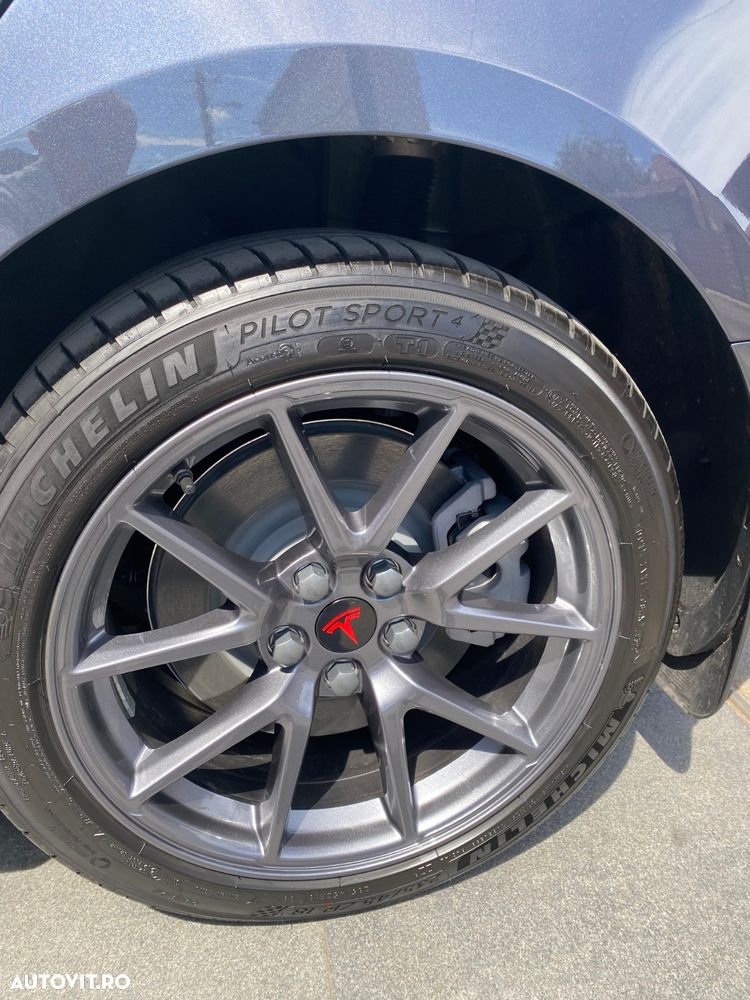 Tesla Model 3 - 15