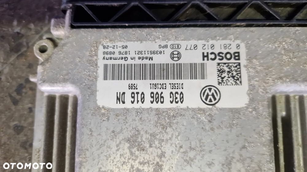 VOLKSWAGEN GOLF V 2.0 TDI STEROWNIK SILNIKA 03G906016DN - 2