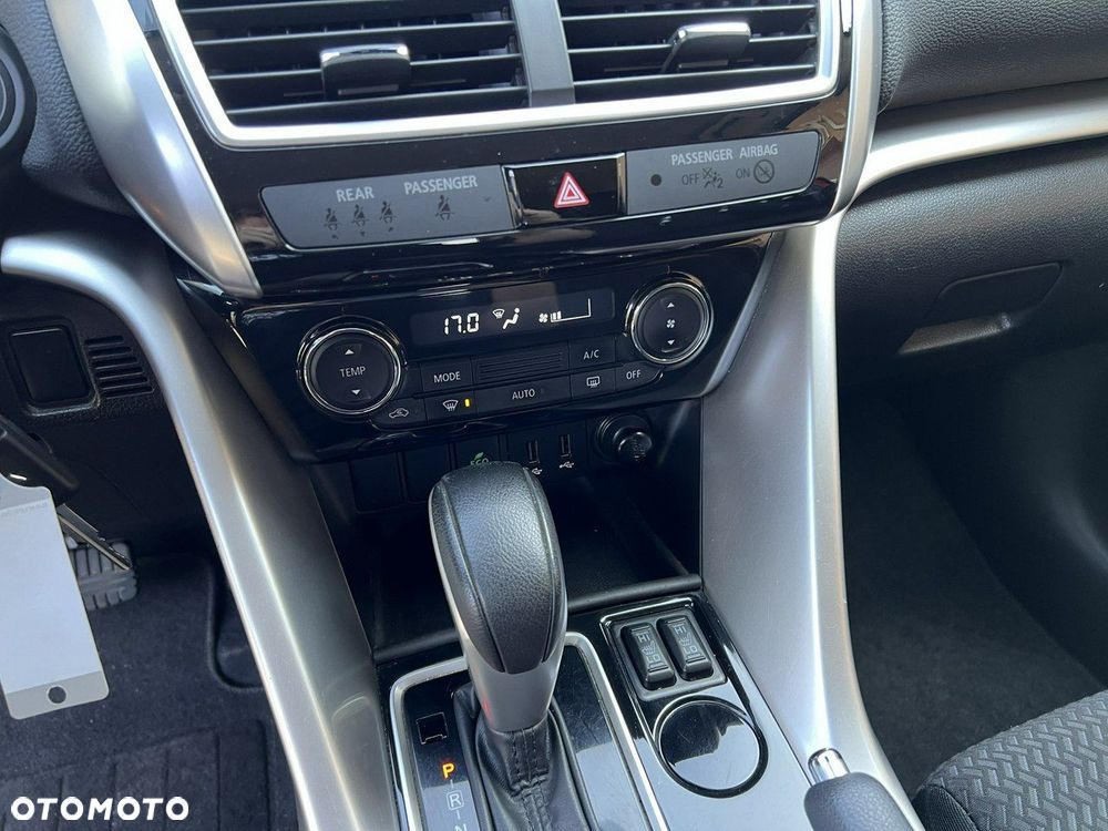 Mitsubishi Eclipse Cross - 18