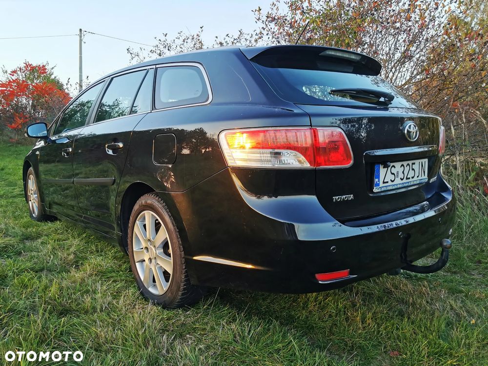 Toyota Avensis - 3
