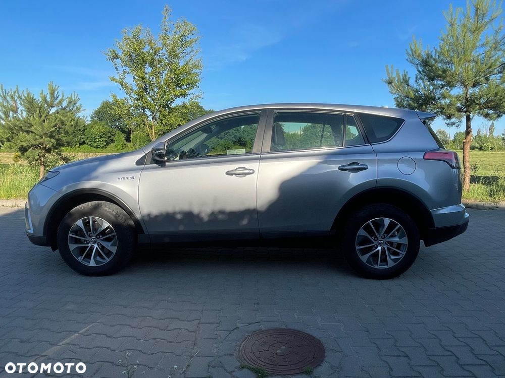 Toyota RAV4 - 3
