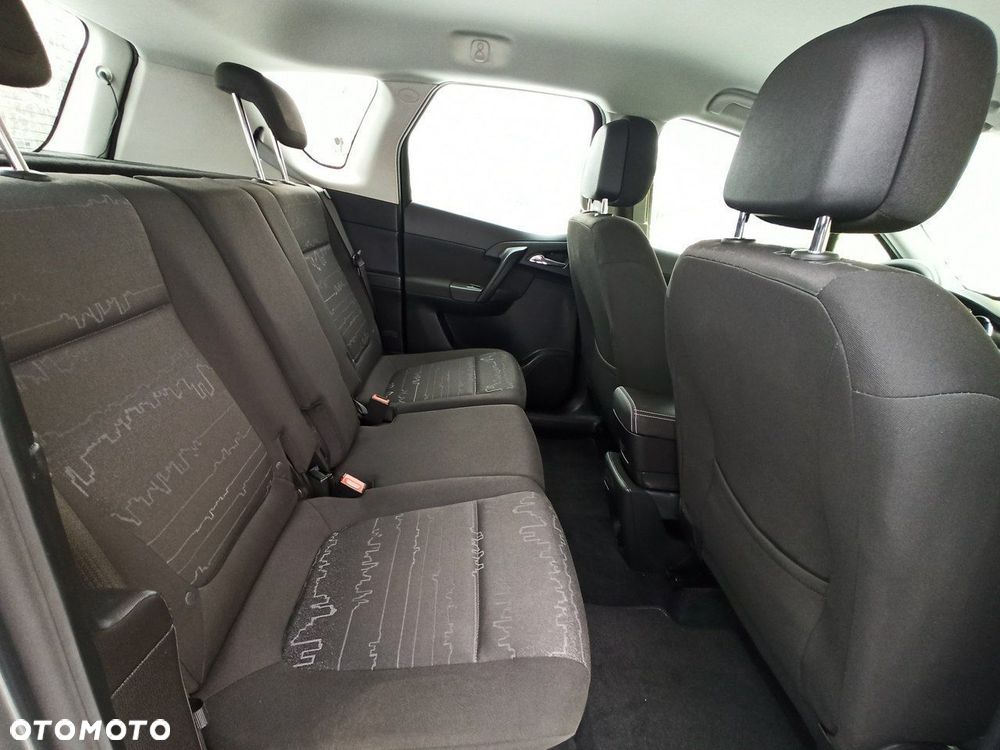 Opel Meriva - 10