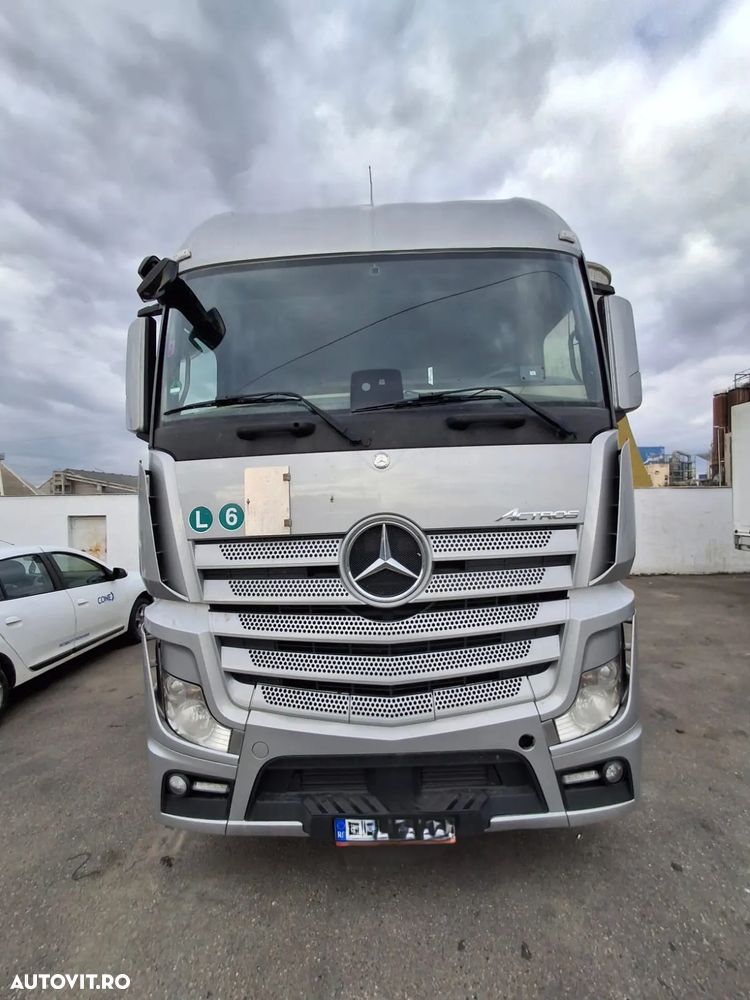 Mercedes-Benz ACTROS MP4 - 1