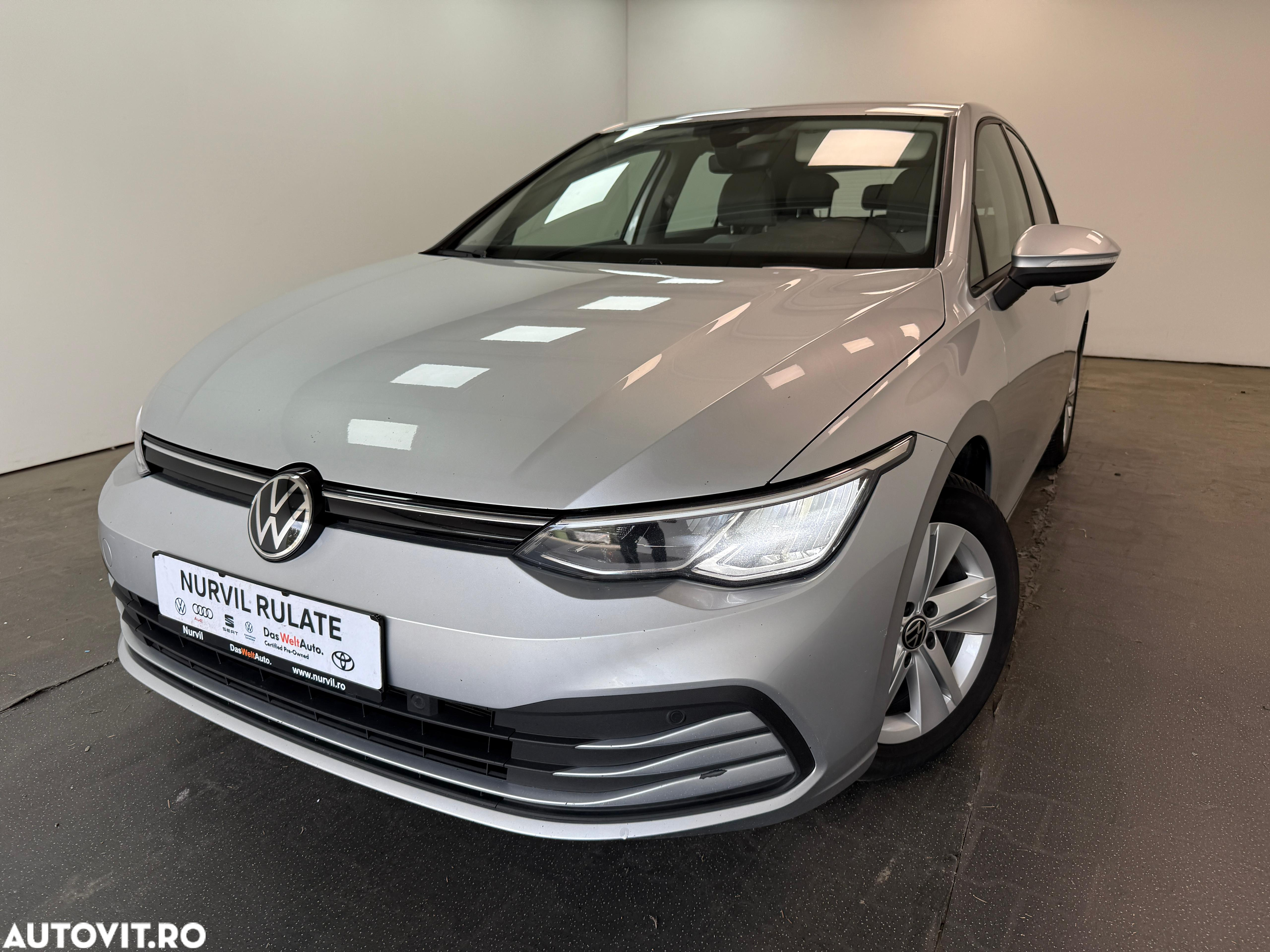 Volkswagen Golf 1.5 eTSI ACT DSG MHEV Life - 9