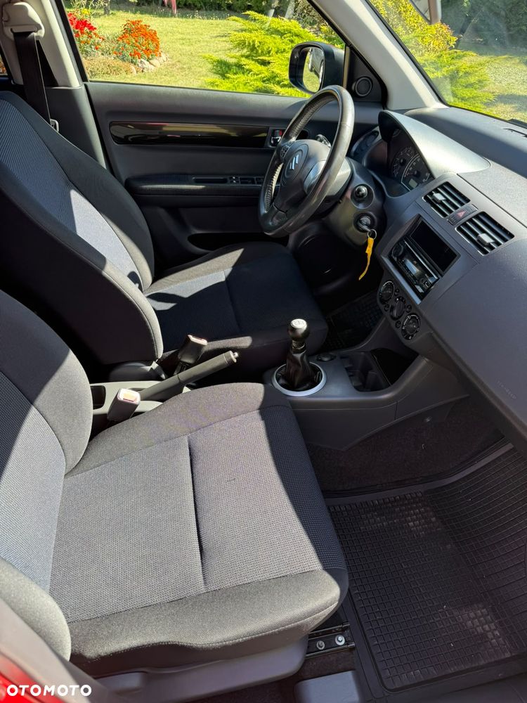 Suzuki Swift 1.3 4x4 Comfort - 10