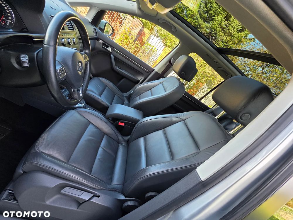 Volkswagen Touran 2.0 TDI DPF Highline DSG - 14