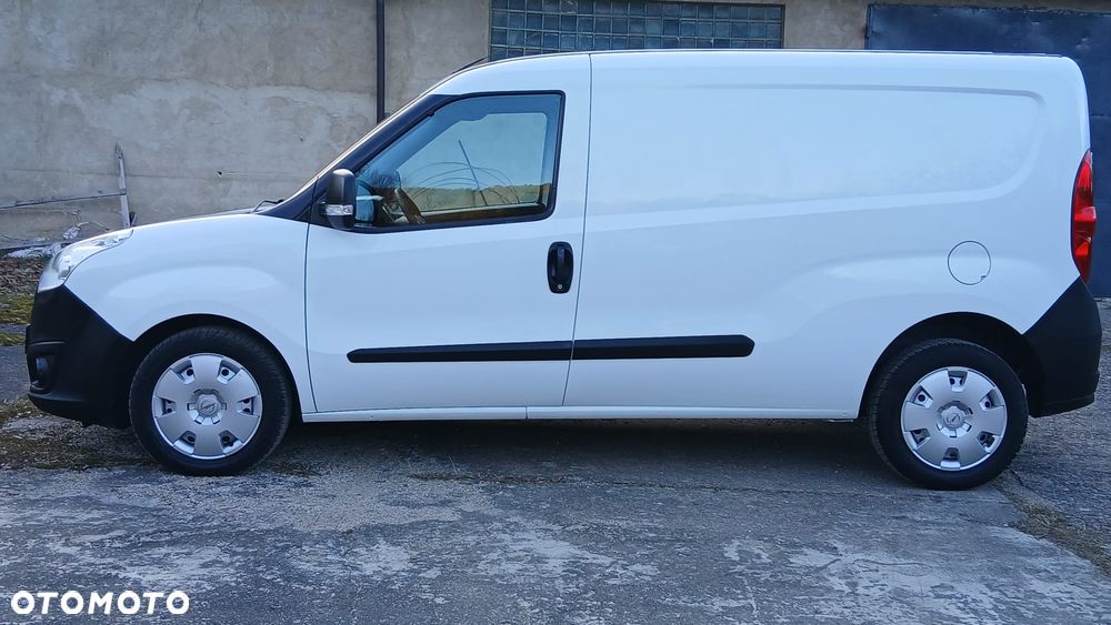 Opel COMBO - 11