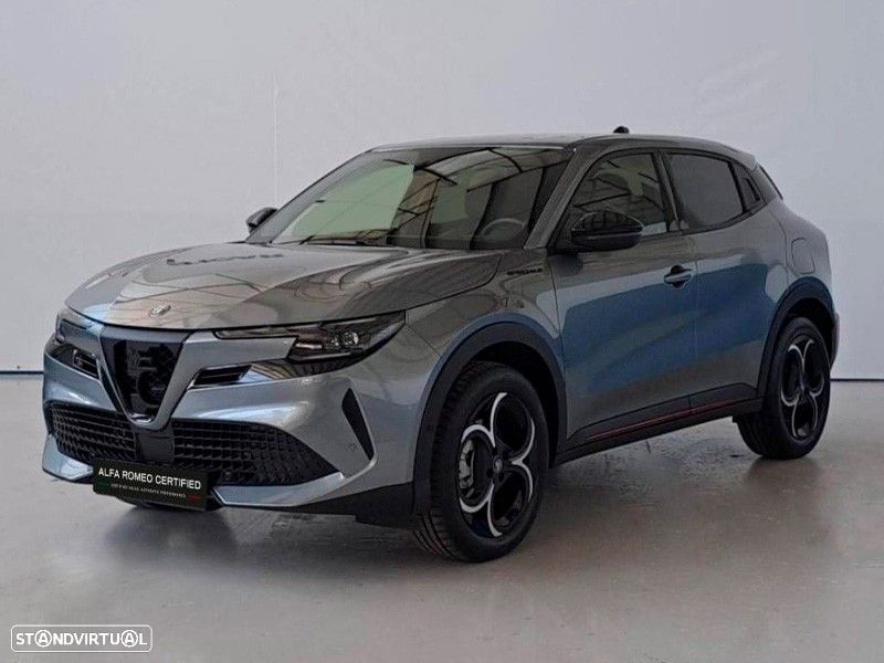 Alfa Romeo Junior 1.2 Speciale eDCT6 - 1