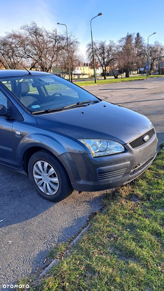 Ford Focus Ambiente - 18