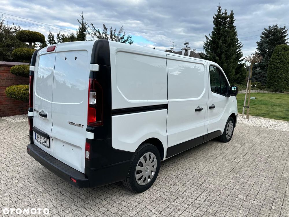 Renault trafic - 5