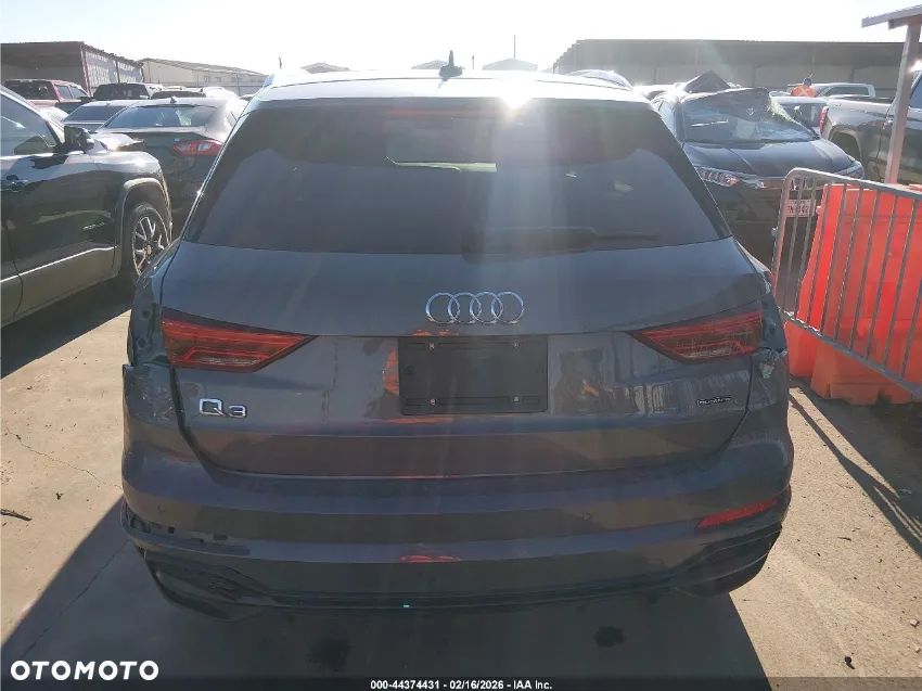 Audi Q3 - 11