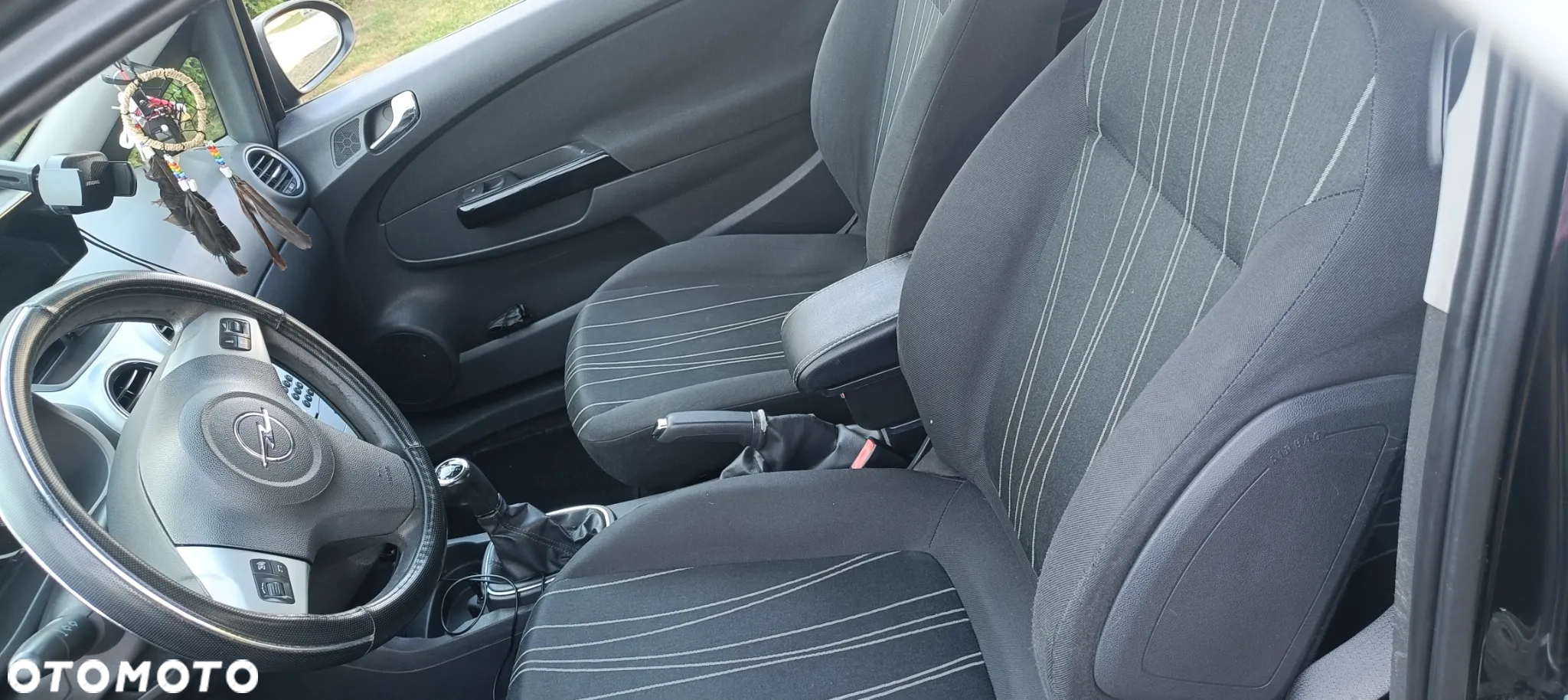 Opel Corsa 1.2 16V Cosmo - 16