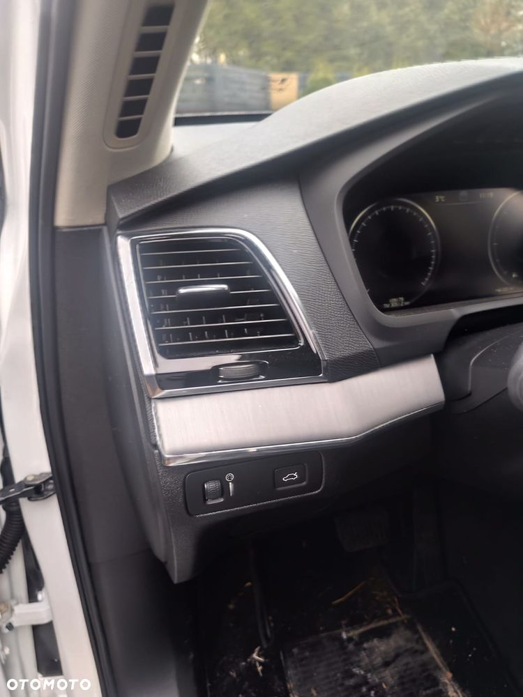 Volvo XC 90 B5 B AWD Inscription 7os - 33