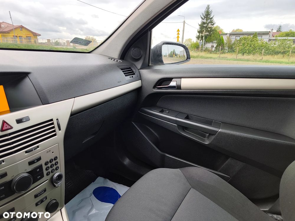Opel Astra - 30