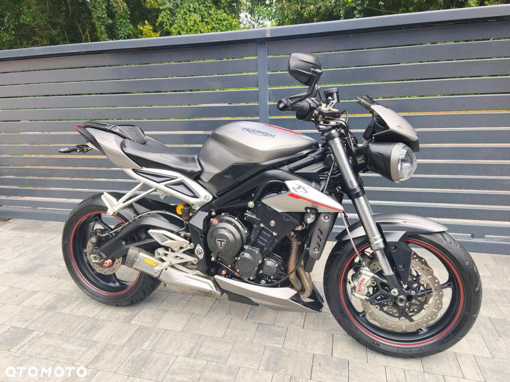 Triumph Street Triple - 22