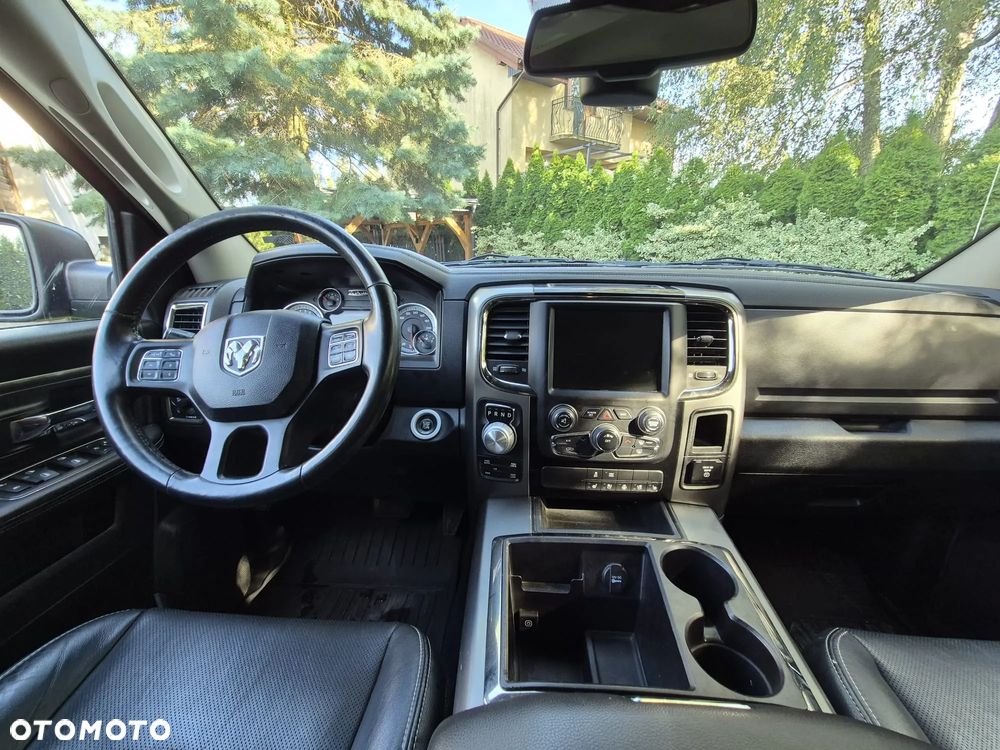 Dodge RAM 5.7 4x4 - 24