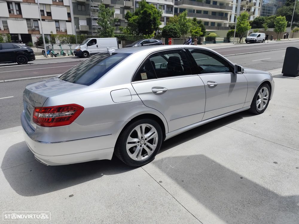 Mercedes-Benz E 300 BLUETEC Hybrid Avantgarde - 9