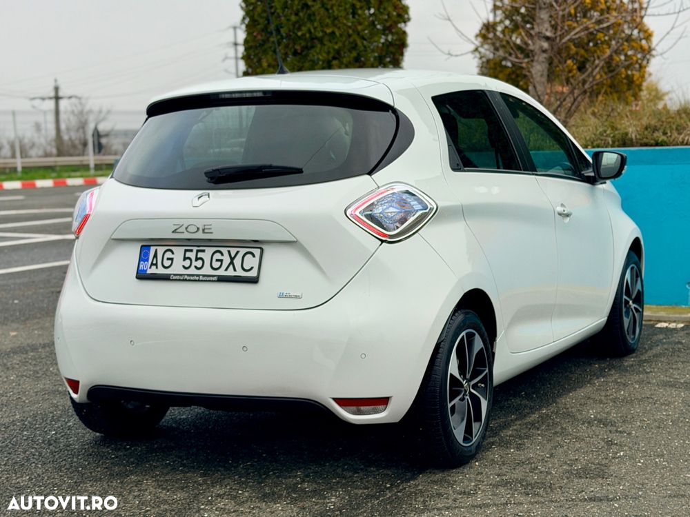 Renault ZOE - 12