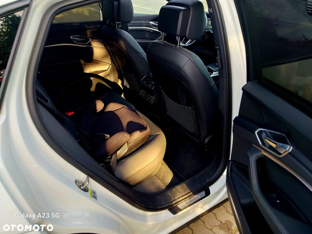Audi e-tron Sportback 55 quattro S line - 13