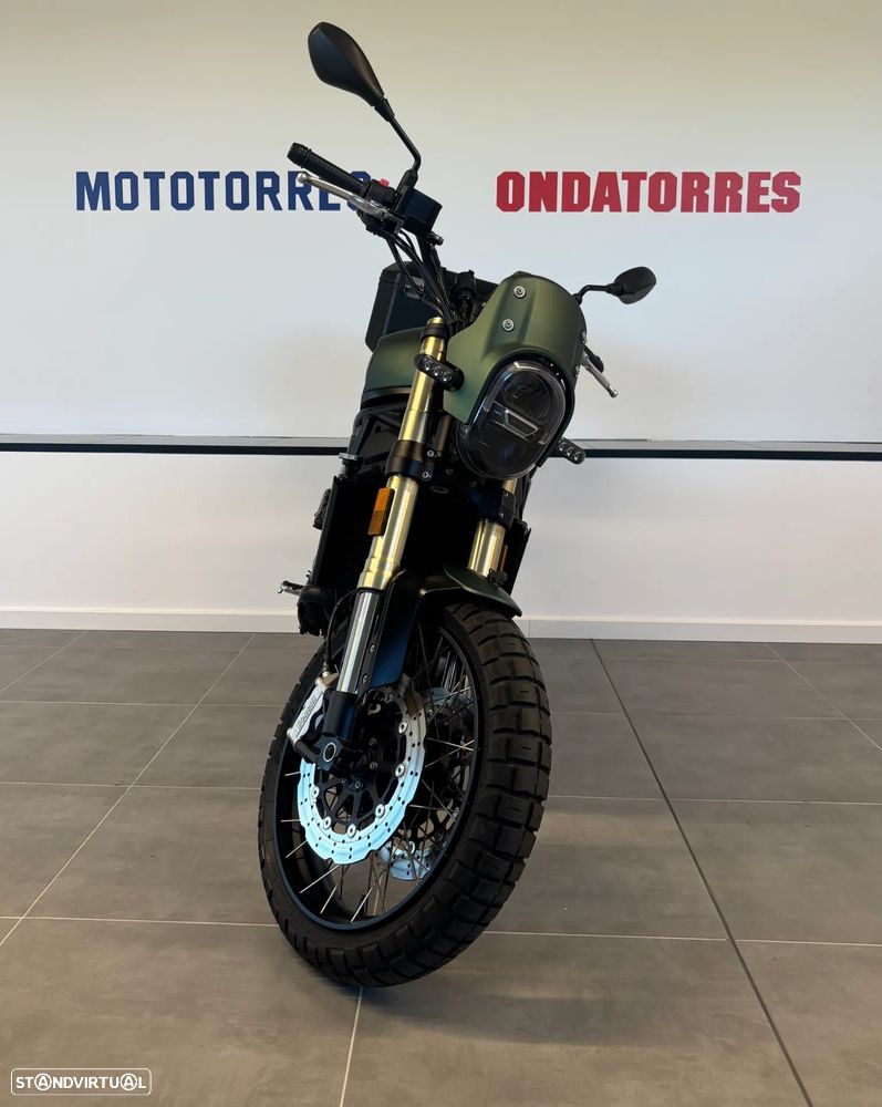 Benelli Leoncino 800 Trail - 2