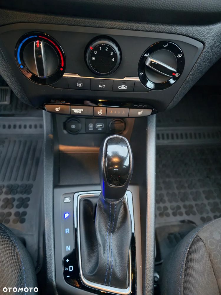 Hyundai i20 1.0 T-GDi Comfort DCT - 12