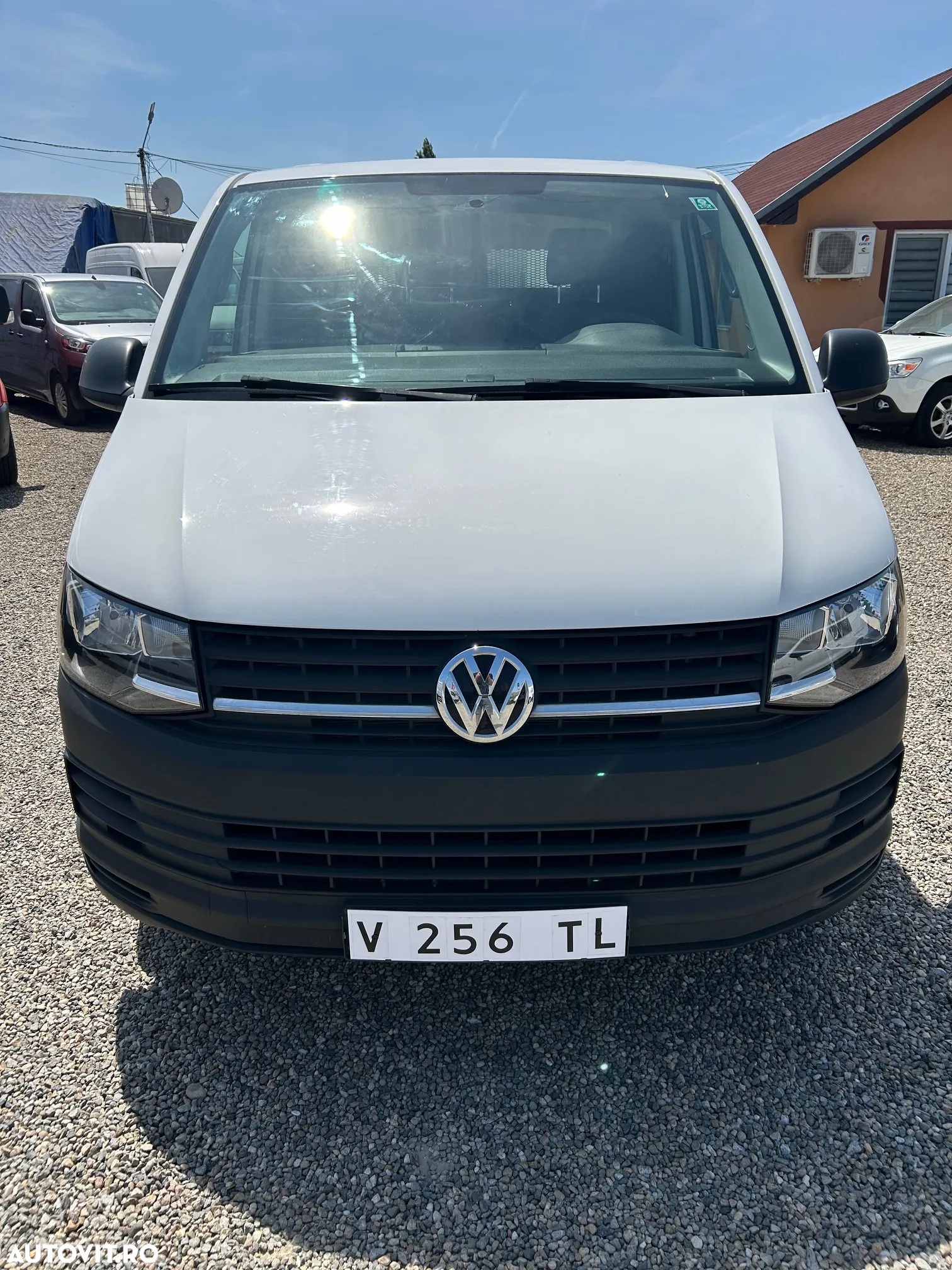 Volkswagen Transporter - 5