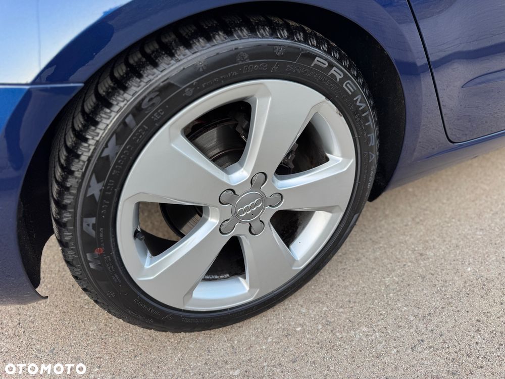 Audi A3 Sportback 1.6 TDI (clean diesel) S line Sportpaket - 13