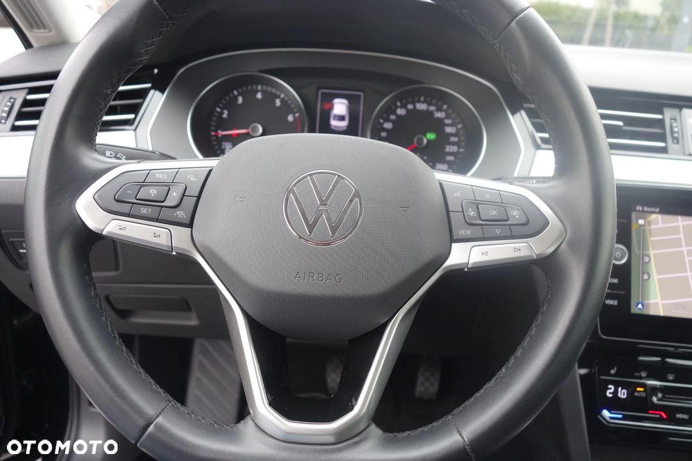 Volkswagen Passat 1.5 TSI EVO Elegance DSG - 16