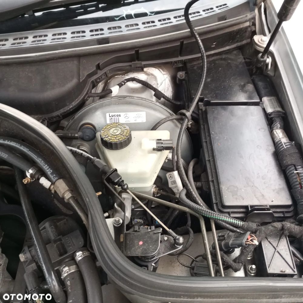 Mercedes-Benz CLK 200 - 30