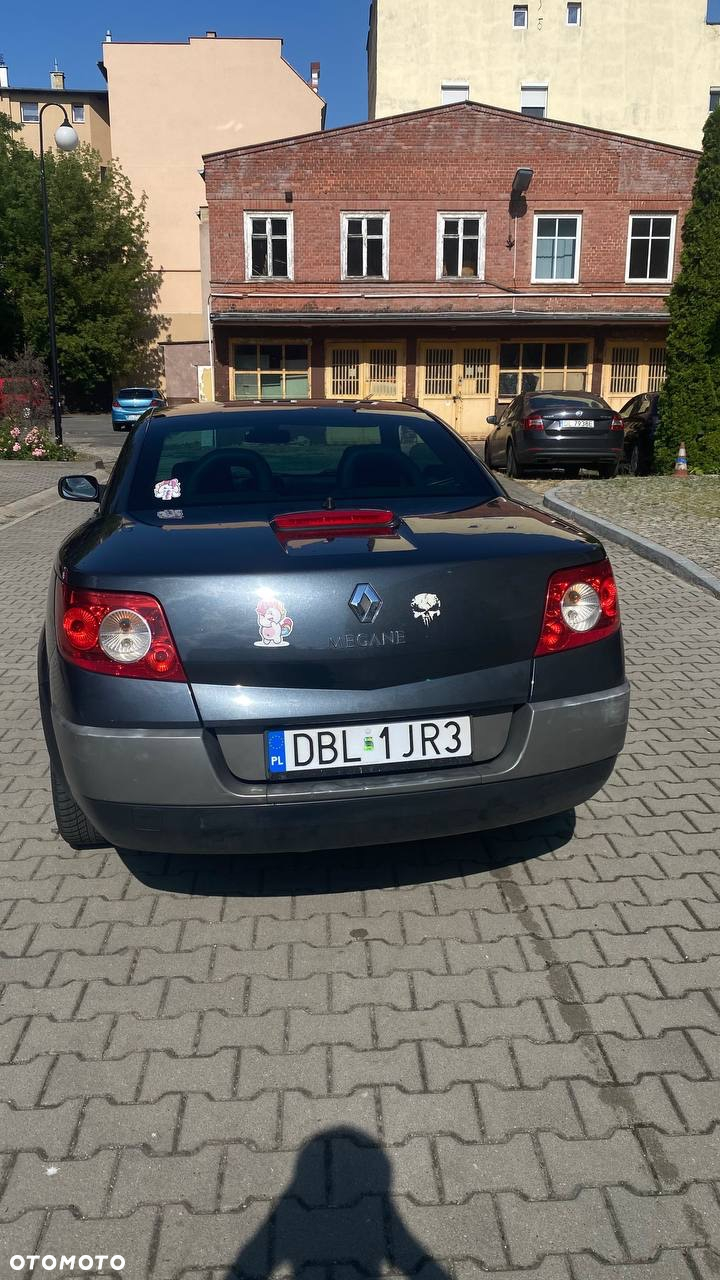 Renault Megane CC 1.6 Confort Authentique - 4