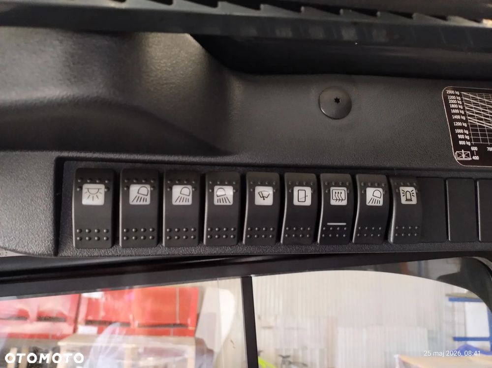 Linde H25T z podwójnymi widłami - 9