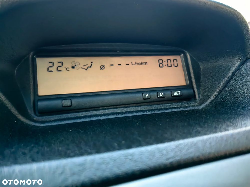 Mitsubishi Carisma 1.8 GDI Automatik Comfort Plus - 33