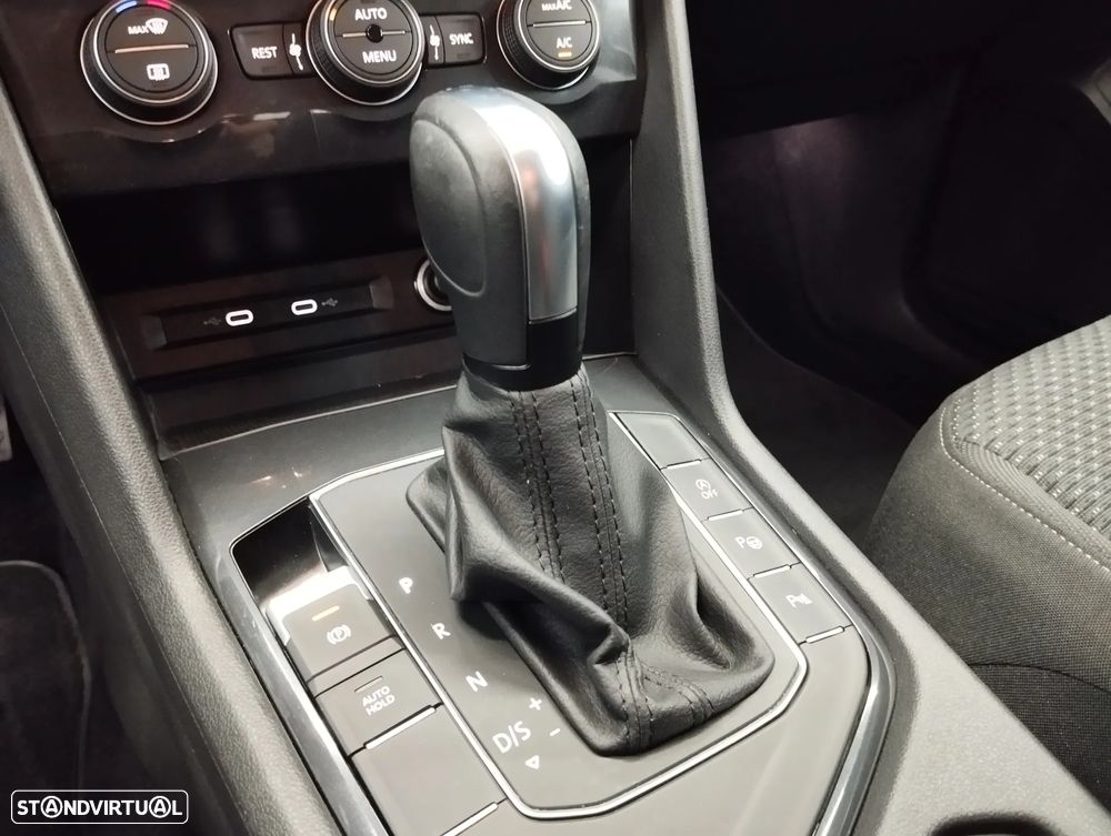 VW Tiguan Allspace 2.0 TDI Confortline DSG - 35