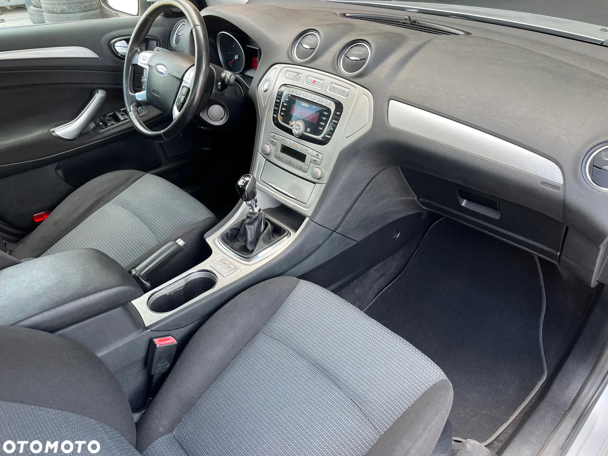 Ford Mondeo - 11