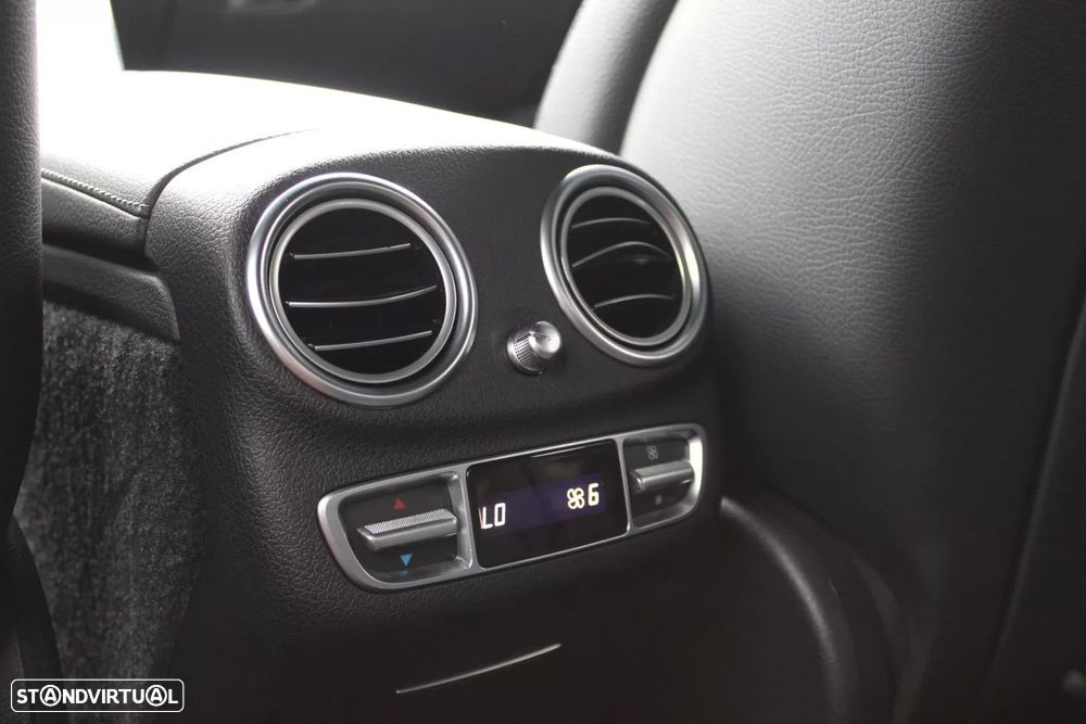 Mercedes-Benz E 220 d Avantgarde - 17