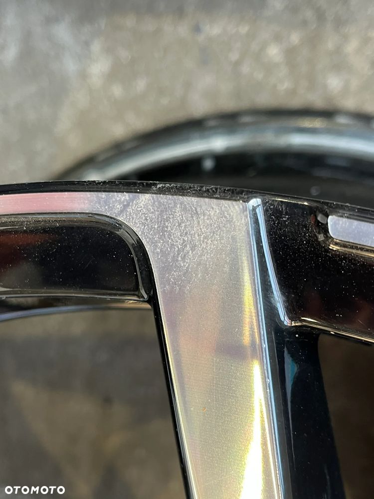 Felga VW Golf R VIII 8 5x112 8J x 19 ET 50 5H 5H0601025S 1szt. - 4