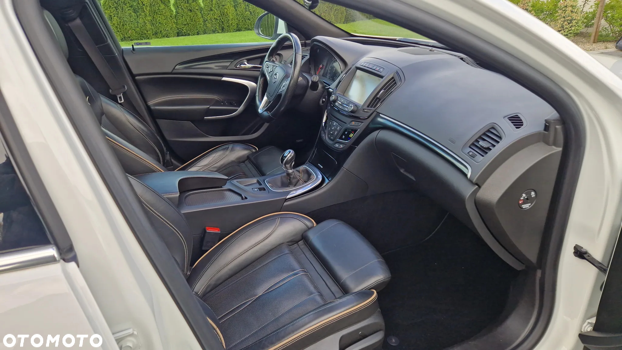 Opel Insignia Country Tourer 2.0 Diesel 4x4 Exclusive - 9